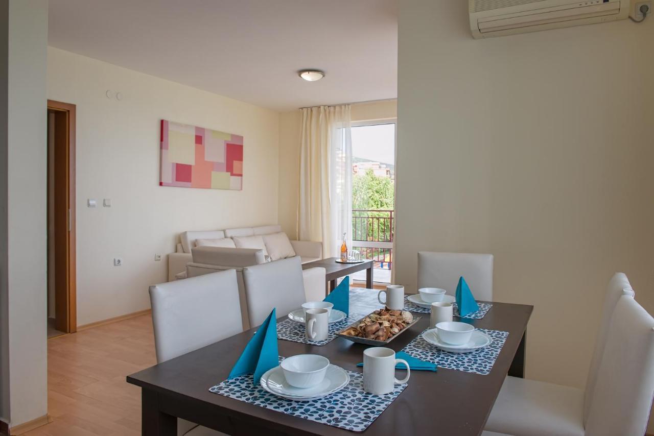 Marina And Panorama Apartments Sveti Vlas Luaran gambar