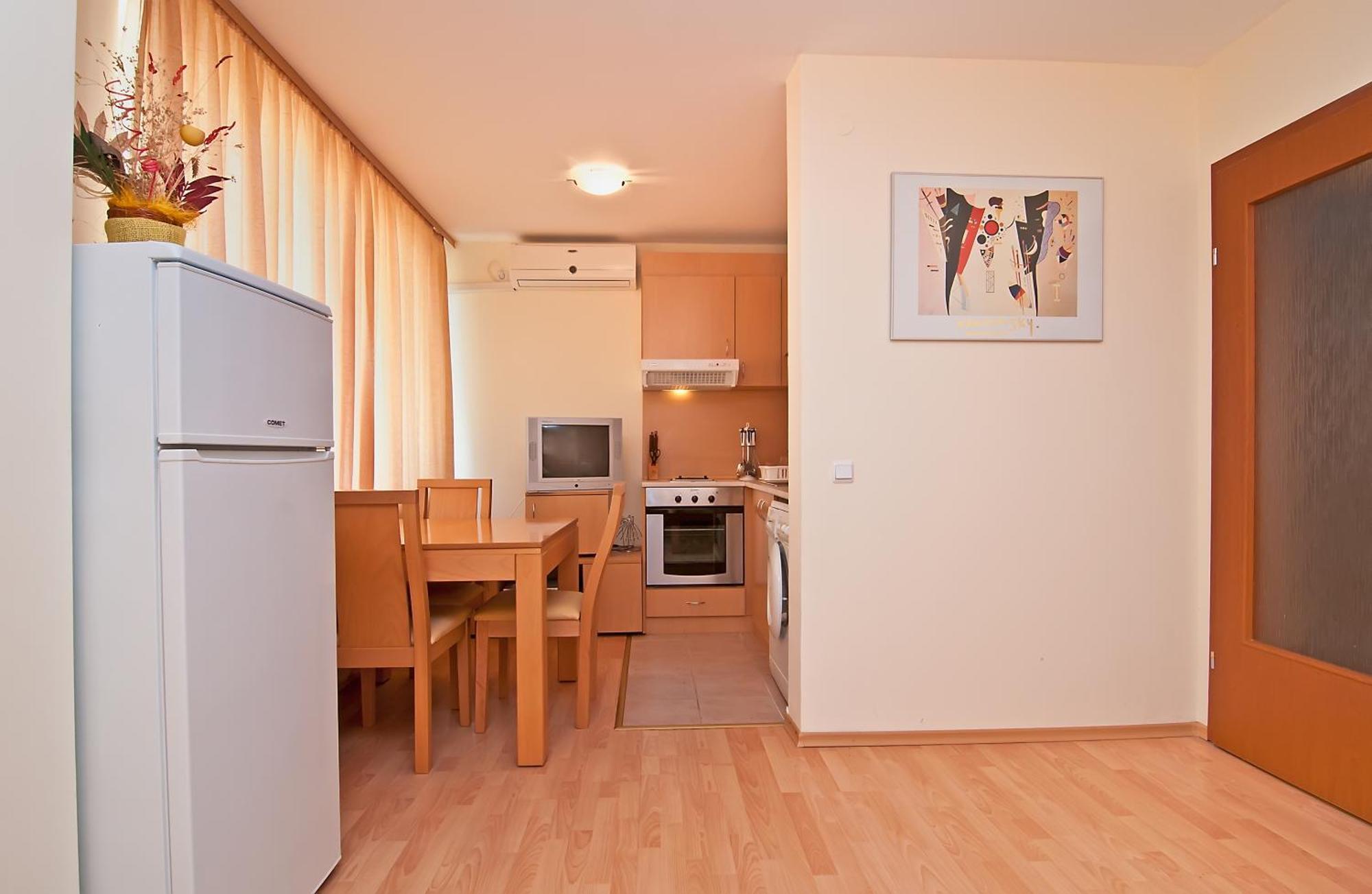Marina And Panorama Apartments Sveti Vlas Luaran gambar